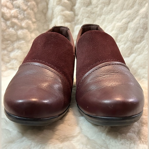 Clark’s Emily dark burgundy leather suede block heel loafers women’s size 8.5M - Picture 7 of 16